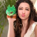 Madhuurima Instagram – Mera mandbudhi Mendak Mandy 😁😁 
#pet #cute #frog #froggy #princess