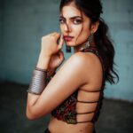 Malavika Mohanan Instagram - Had a lovely time speaking to one of Hyderabad’s favourite magazines 💕@youandimag Photographer- @bharat_rawail Makeup- @sonamdoesmakeup Hair- @arvindkumar_hair Outfit- @medha.in Jewelry- @silverstreakstore Location-@windsor_grande_residences PR- @theitembomb Co-ordinated by- @nadiiaamalik Interview by- @niharika.keerthi