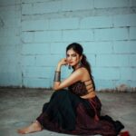 Malavika Mohanan Instagram - Had a lovely time speaking to one of Hyderabad’s favourite magazines 💕@youandimag Photographer- @bharat_rawail Makeup- @sonamdoesmakeup Hair- @arvindkumar_hair Outfit- @medha.in Jewelry- @silverstreakstore Location-@windsor_grande_residences PR- @theitembomb Co-ordinated by- @nadiiaamalik Interview by- @niharika.keerthi
