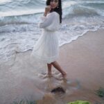 Malavika Mohanan Instagram - My idea of luxury 🤍 🌊 📸 @sbk_shuhaib