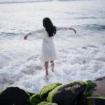 Malavika Mohanan Instagram - My idea of luxury 🤍 🌊 📸 @sbk_shuhaib