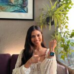 Malavika Mohanan Instagram - Here’s India’s No. 1 Smartwatch Brand @fireboltt_ to my rescue when I couldn’t find my phone! Also, with its amazing Bluetooth calling feature it connects you immediately when you are on the go 🏃‍♀️ Fire-Boltt has also been ranked as the No. 4 smartwatch brand globally and they are celebrating this success with a massive smartwatch giveaway contest! Just follow the @fireboltt_ page and participate in the contest to stand a chance to win this amazing smartwatch. You can also use my discount code Malavika_01 to redeem 10% off on the fireboltt.com website :) #MyTimeIsNow #aNewEraAwaits #FireBolttNo1 #FireBoltt #Ad