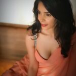 Mallika Sherawat Instagram - Always a saree girl 🥰 . . . . . . . . . . #saree #allaboutbrides #designersarees #traditionaloutfit #ethnicwearonline #designerwear #lehengacollection #partywearlehenga #indianwear #gold #pink #cute #instalove #smile #beautiful #alwayspositive #red #precious #friendly #brightlights #lipstic #better #allyouneed #dressdesigners #onthisday #peacefull #healthymindset #innerstrength #alwayssmile #designerfashion Mumbai, Maharashtra
