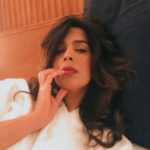 Mallika Sherawat Instagram - Me & my pout 💋💋 . . . . . . . . . . #positivemindset #liveyourbestlife #raiseyourvibration #goodenergy #abundancemindset #positivemood #nikon50mm #nikond3200 #positivemindset Mumbai, Maharashtra