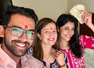 Malti Chahar Instagram - We all can see who is more happy 😂 #rakshabandhan #someonemademoney Chennai, India