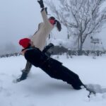 Malti Chahar Instagram - Veeee 😂 @maltichahar #snow #actors #fun #keepgoing