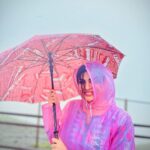 Malti Chahar Instagram - Monsoon❤️ First raincoat pic😁 #rain #monsoon #umbrella #rainyday Lonavla,Pune