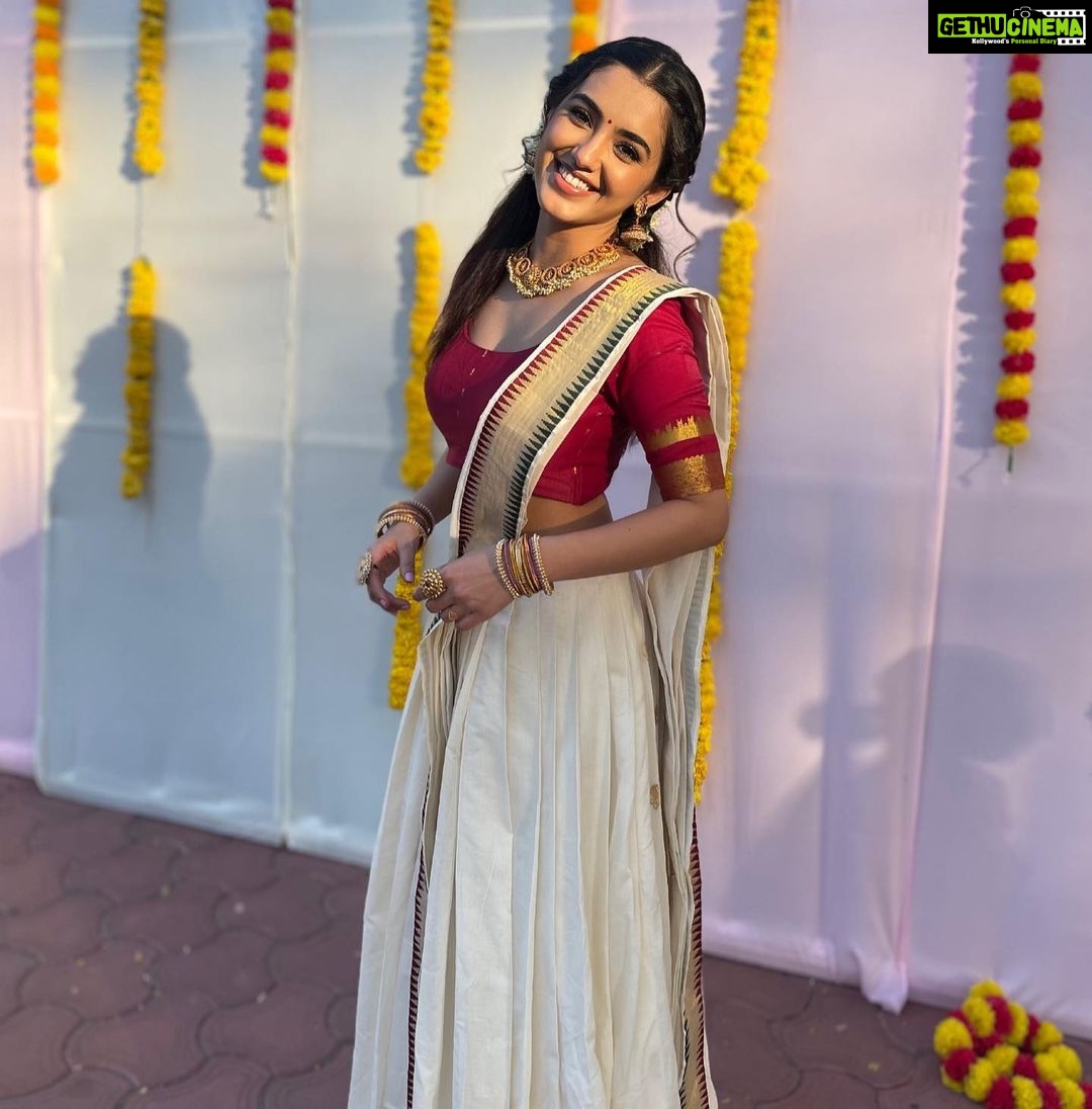 Malvika Sharma Instagram - Happy Onam 🙏🏻