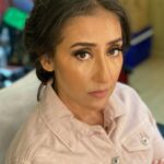 Manisha Koirala Instagram - “ I think the best way to have confidence is not to allow everyone else's insecurities to be your own.” ❤️💃🏻❤️ Mumbai, Maharashtra