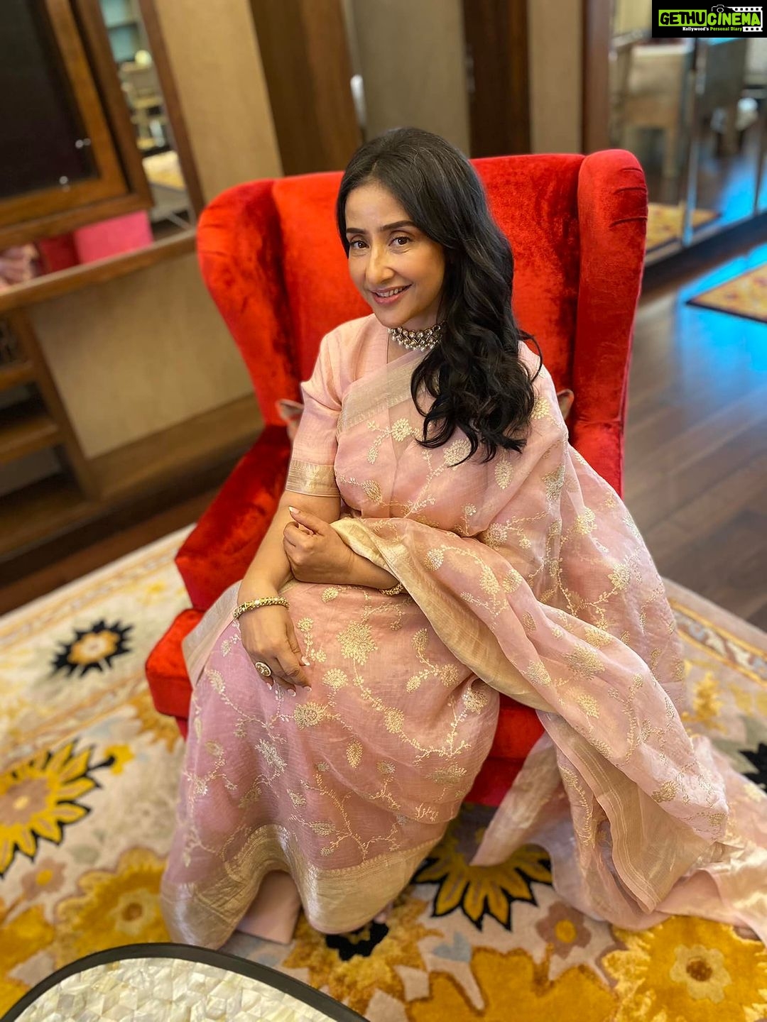 Manisha Koirala Instagram - Happy Diwali and Happy Tihar 🪔 Makeup- @tush_91
