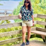 Meera Nandan Instagram - “Solo travel not only pushes you out of your comfort zone, it also pushes you out of the zone of others’ expectations.” This trip has been the scariest, most liberating, life changing experience of mine. Rented out a car and drove to the countryside, booked a BnB, walked around, met few friendly people, tasted some yummy food, went for hikes, panicked when my phone stopped working, but figured my way out 🤪 Also hey, I’m back in one piece😅 Super grateful for being able to take in all this ❤️ I urge all you lovely ladies out there to travel solo atleast once in your life - Coz you wont be the same, when you see the moon shine on the other side of the world 🥂 . #solotrip #selftimer #instareels #reelsinstagram #happy #selflove #chicago #starvedrockstatepark #love #instagood Starved Rock State Park
