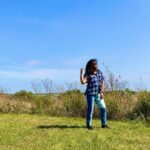 Meera Nandan Instagram - When you’re travelling solo, self timer on your phone is your best friend! #tryingdomethingnew #solotravel #instareels #ustrip2022 #chicago #allloveonlylove #positivevibes #reelsinstagram #walks #hikes #chainolakesstatepark #chainolakes #illinois