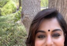 Meera Nandan Instagram - Love this time of the year 🌼 #festivities #love #onam #onamishere #malayalee #kerala #reels #onamreels #indianwear #instagood #reelsofinstagram Al Noor Island