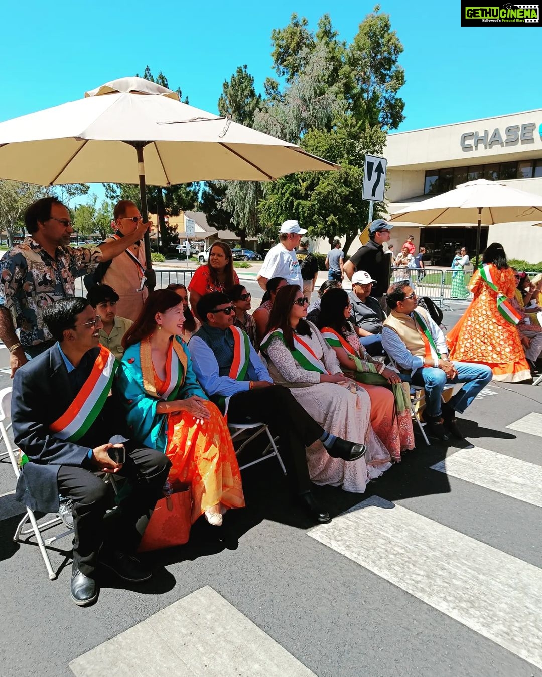 Meghana Raj Instagram - Thank you California and the people of Fremont city for making this so memorable! Fog (Festival of Globe) has continued the tradition for more than 30years under the leadership of Dr.. Romesh Japra And to have been part of the India Independence day celebration as this years Grand Marshal is indeed a very special moment for me... It was also lovely meeting my fellow Grand Marshal actor @abhimanyud and also, sincere thanks to the honourable Mayor of Fremont city ๐ Fremont, California