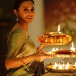 Mimi Chakraborty Instagram - Happy diwali from us to you🪔