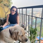 Mimi Chakraborty Instagram - Sending love from us to u❤️🐶 🐺🧿