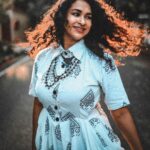 Misha Ghoshal Instagram - White block print dhoti kurti ✨ ✨beautiful details on the neckline … Muse ❤️ @meesha.ghoshal . Shot by @vasanthmaniphotography . Dm to order @label.naksh For more info Dm us @label.naksh . #kurti #dhotikurti #whitekurti #label #labelsquad #labelnaksh #designer #designerkurti #fashion #fashionstyle #fashionblogger #fashiondesigner