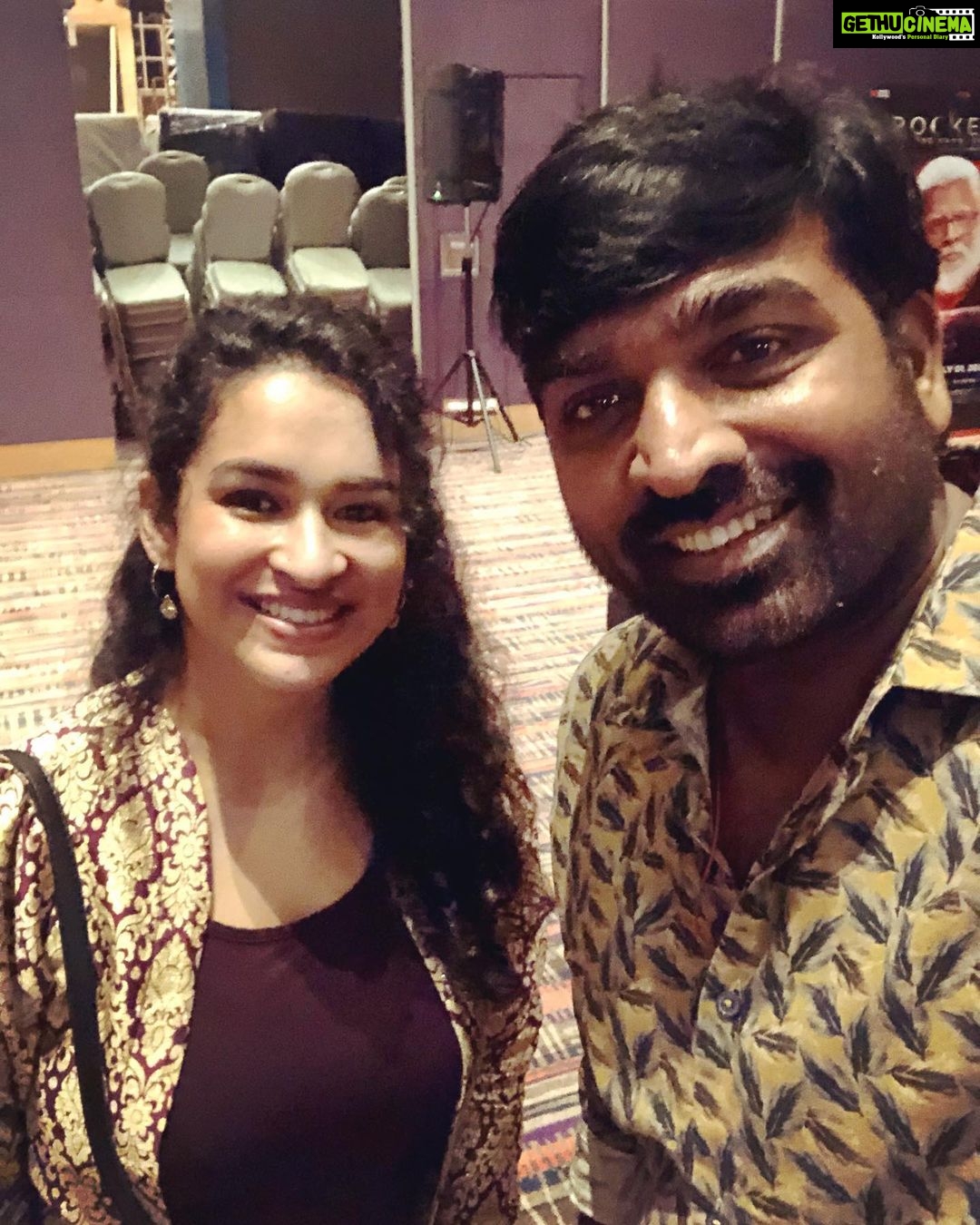 Misha Ghoshal Instagram - One of my favorite, extremely talented and such a humble actor u r @actorvijaysethupathi u r an energy nd i will always remember the compliment u gave me 😊 #grateful #fangirl