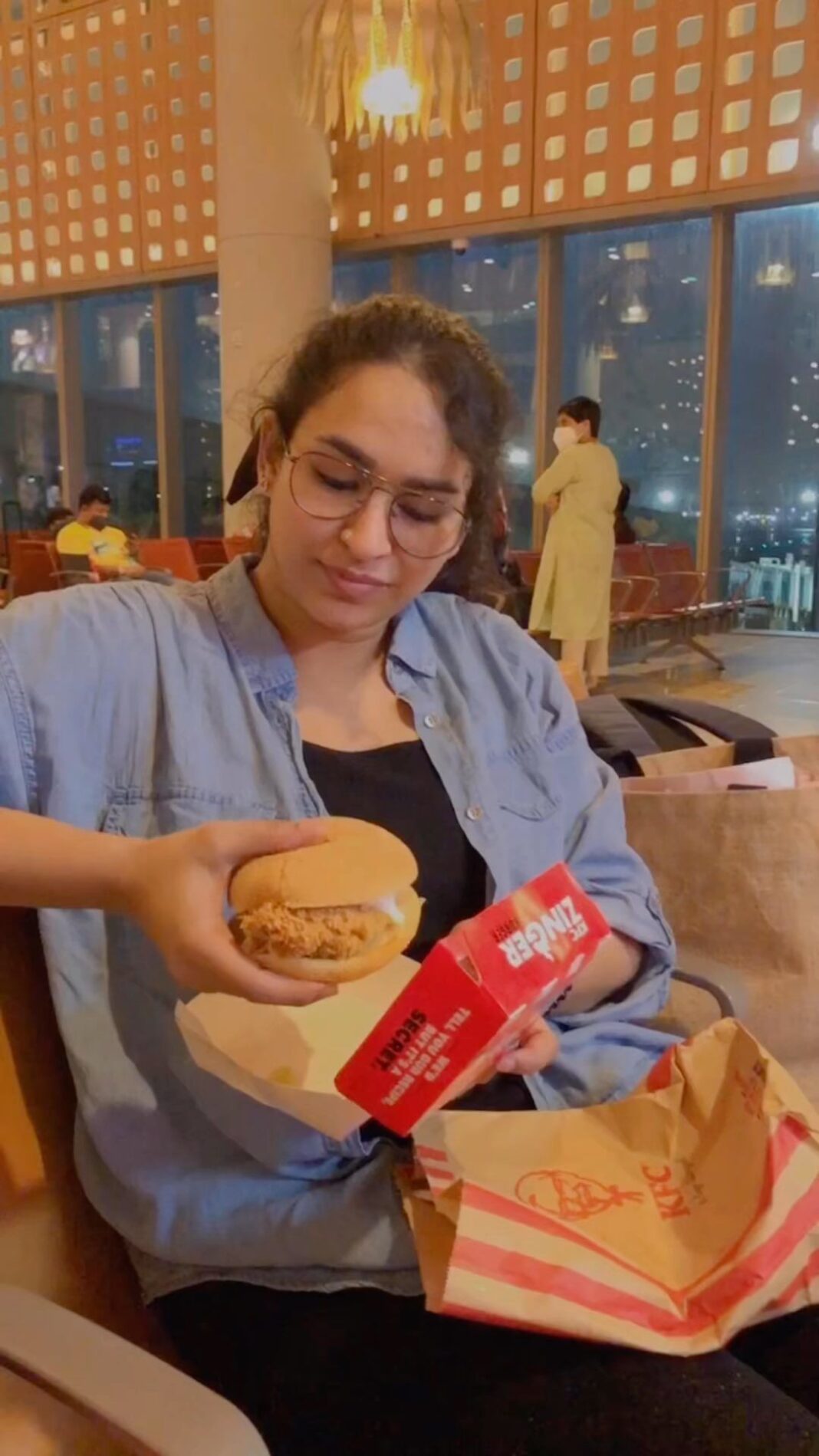 Misha Ghoshal Instagram - Burgiiiirrrr 😂😂😂