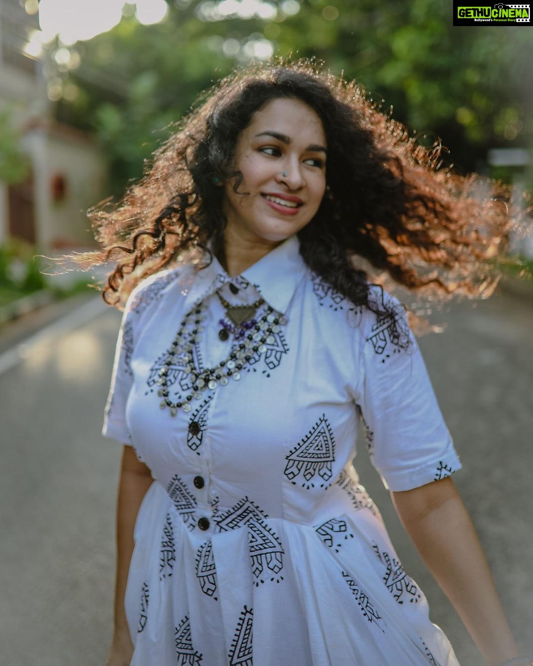 Misha Ghoshal Instagram - Wearing this beautiful block print dhoti kurti by @label.naksh ❤️ check out their page for more such comfy nd stylish looks Photographer: @vasanthmaniphotography