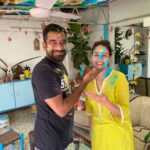 Mona Singh Instagram – #colorfulholi #happiness #blessed #2022