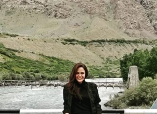 Mona Singh Instagram - All we have is Now #instalove #instapic #kargil #laalsinghchaddha #happyday
