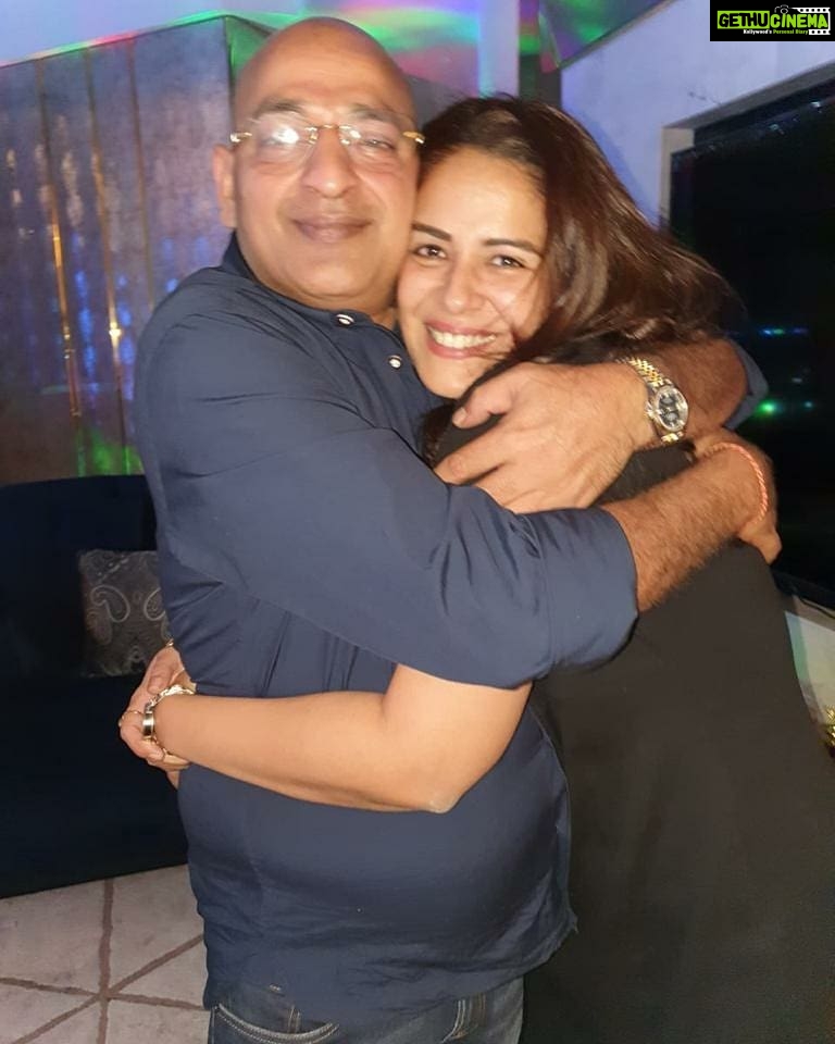 Mona Singh Instagram - Thank u bhaiya bhabhi for a wonderful evening love u both @rshmibajaj @samreedhibajaj @therealkapildev