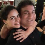 Mona Singh Instagram - We laugh at the dumbest jokes,put up with each others worst mood,go along with craziest ideas that's what makes us the most amazing Best Friends love @ashishakapoor happpy birthday
