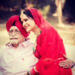 Mona Singh Instagram - Happy birthday to the Best Dad in the world ,love u so muchhhh #daddysgirl #mydad #myhero #love #happiness