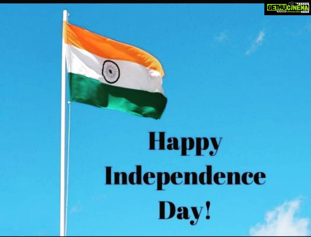 Mona Singh Instagram - Peace love n unity Happy Independence day #indian #proudindian #freedom #independenceday