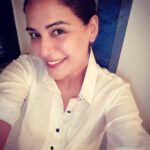 Mona Singh Instagram - The secret of great style is to feel good in what u wear. @storeat44 in love with your awesome collection and thank u @kedhar.gawde thank u for your awesomeness