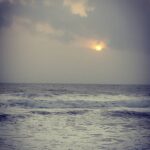 Mona Singh Instagram - Thalassophile #sealovers #sunsets #goa #waves #sea #shoot #happysaturday