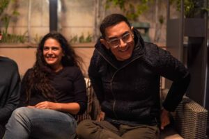 Mona Singh Instagram - Worked hard and partied harder , chandigarh schedule wrap n now off to amritsar. #laalsinghchaddha #bestteam #happiness #partymode #workmode #punjab