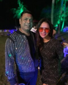 Mona Singh Instagram - My tribe .. bling bday n newyear spent well #niku #bday #2020 #bling #happyfaces