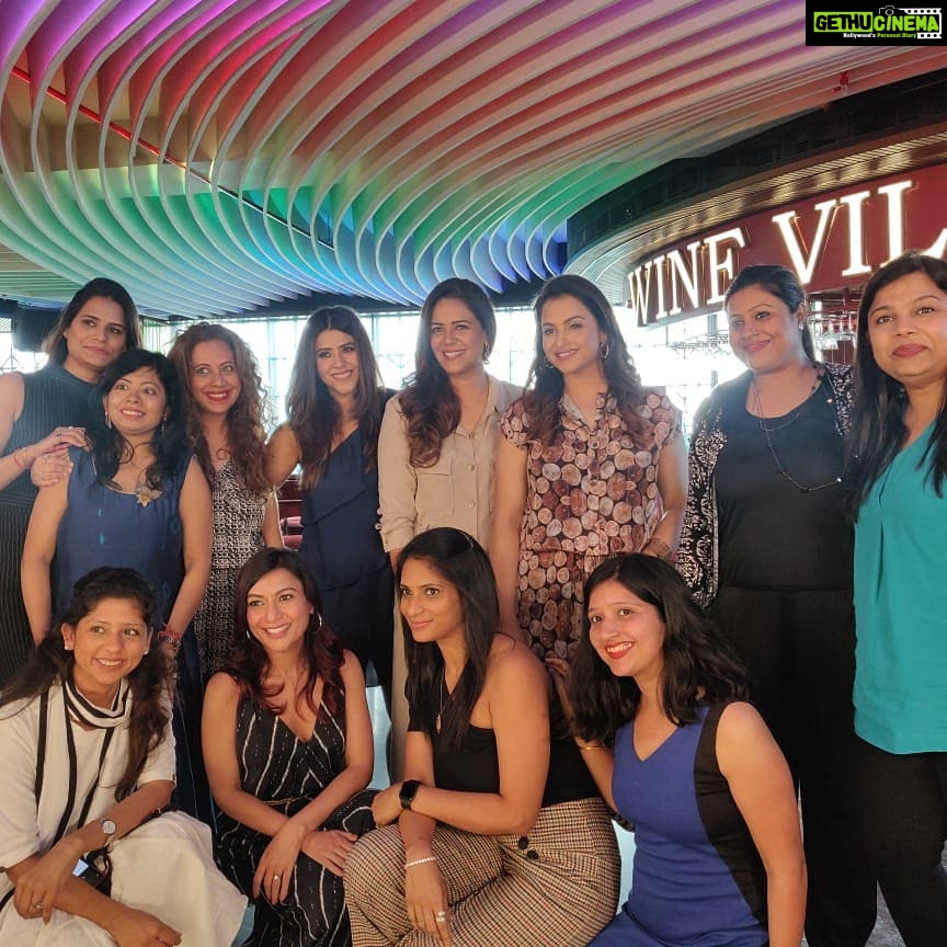 Mona Singh Instagram - Empowered women empower women @teammissmalini @altbalaji @ektaravikapoor @gurdippunjj #kehnekohumsafarhain #promotions @malinisgirltribe @missmalini