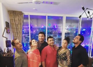 Mona Singh Instagram - Happpy diwali to all #friends #family #happiness #love #food #happyfaces #light