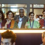 Mona Singh Instagram - Thank u for all your love n appreciation pouring in,am touched beyond words. sharing a few on scene n behind the scenes pics with u ... M.O.M @nidhisin @palomighosh @ashishvidyarthi1 @waikulvinay #sakhsitanwar