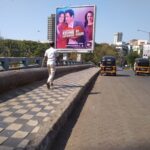Mona Singh Instagram - Super excited to share this particular pic cause this one is right next to my house yayyy #kehnekohumsafarhain #promotions @altbalaji @ektaravikapoor #webseries #digital #spotted