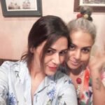 Mona Singh Instagram – Saheliyaan… #sisterhood #friendsforever  #dost #lunch #sunday #instamoment #instahappy #happyfaces The Tanjore Tiffin Room