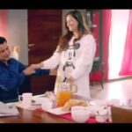 Mona Singh Instagram - The secret of a happy marriage remains a Secret🤔#kehnekohumsafarhain streaming now only on @altbalaji @ektaravikapoor @ronitboseroy @srishtibehlarya @nimishalok