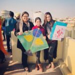 Mona Singh Instagram - Happy girls are the prettiest... #kites #lohri #punjab #happyfaces😊 #love #instago #instaday #instagram