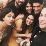 Mona Singh Instagram – It’s only right to party all night… #happydiwali #selfies #foodgasm #cards #sweets #laughriots #happyfaces