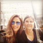 Mona Singh Instagram – Mom N me….. #london #happyfaces #travel #oxfordstreet #strolling #picoftheday #insta #instagood #instagram Oxford Street