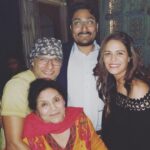 Mona Singh Instagram - Pune connection... #oldfriendships #evergreen #glorydays #pune #pics #lovelaughlive #instamoment #birthdays #doublewhammy #happyme