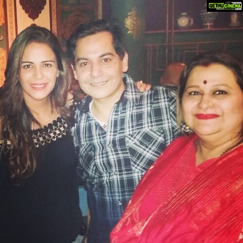 Mona Singh Instagram - #birthday #gauravgera #alwayshappy #love #laugh #live #yolo #instathoughts #instagood #instagram #mumbai #insta