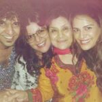 Mona Singh Instagram - And we posed n partied ... #doublecelebrations #momnme #friends #love #family #happiness #pandey #instagood #instago