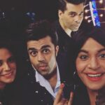 Mona Singh Instagram – #jhalak #colors #chutki #funmoments #selfies #selfieattack #laugh #insta #instame #filmcity #mumbai @gauravgera @manishpaul @karanjohar
