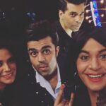 Mona Singh Instagram - #jhalak #colors #chutki #funmoments #selfies #selfieattack #laugh #insta #instame #filmcity #mumbai @gauravgera @manishpaul @karanjohar