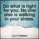 Mona Singh Instagram - Some more gyaan..... #right #rightnow #justyou #self #alone #urjourney #urdreams #urworld #choices #destiny