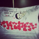 Mona Singh Instagram - #mypillow #pillowtalk #mornings #headoverheels #hearts #brightside #doeseyes #sunshine #outofbed #chasinglight #dreambig #reachforthestars